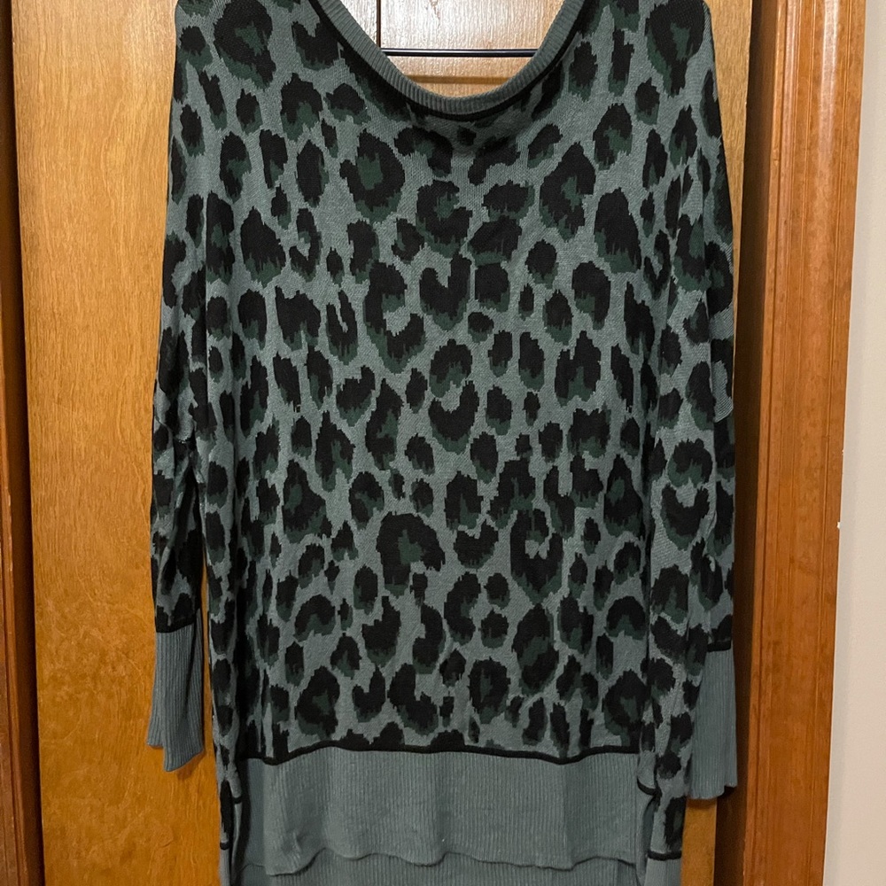 New Directions Long-Sleeve Leopard Top